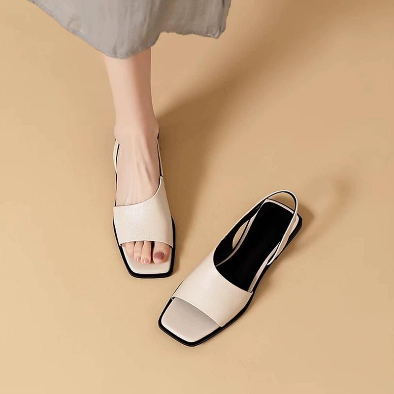 Retro casual square head flat bottom one-word strap shoes 2025 summer new silver open-toed back strap sandals women 41 чорний
Retro casual square head flat bottom one-word strap shoes 2025 summer new silver open-toed back strap sandals women 41 чорний