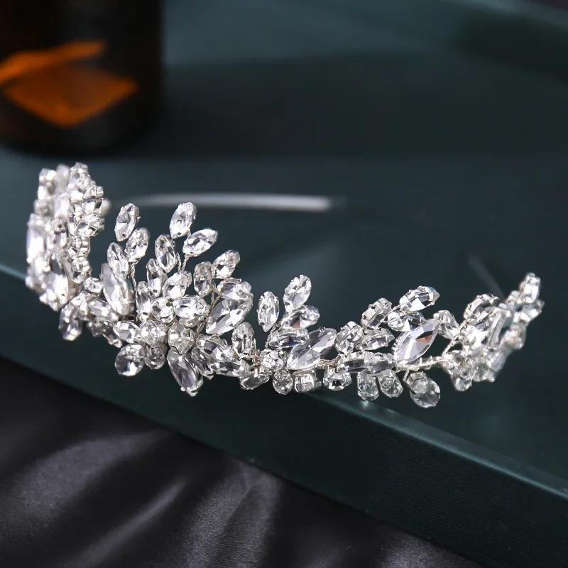 Trendy Bridal Headband Handmade Rhinestone Flower Hairband Crystal Wedding Headdress Women Party Gift Hair Hoop Fashion Jewelry
Trendy Bridal Headband Handmade Rhinestone Flower Hairband Crystal Wedding Headdress Women Party Gift Hair Hoop Fashion Jewelry