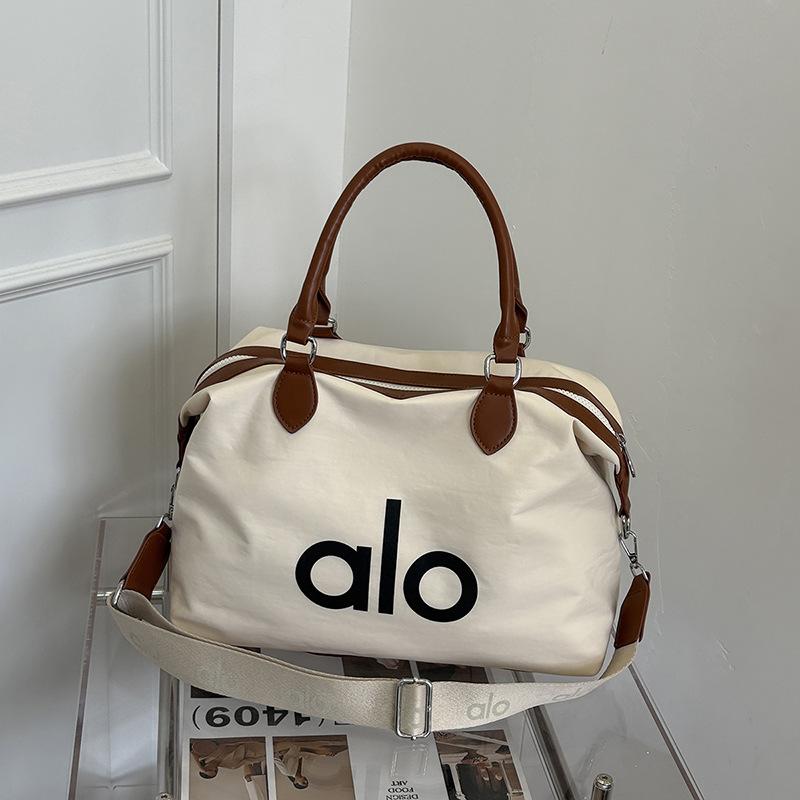 Korean Version Simple Letter Waterproof Bag, Niche Single Shoulder Travel Tote Bag, Commuting Handbag, Large Capacity Women s Bag белый
Korean Version Simple Letter Waterproof Bag, Niche Single Shoulder Travel Tote Bag, Commuting Handbag, Large Capacity Women s Bag белый
