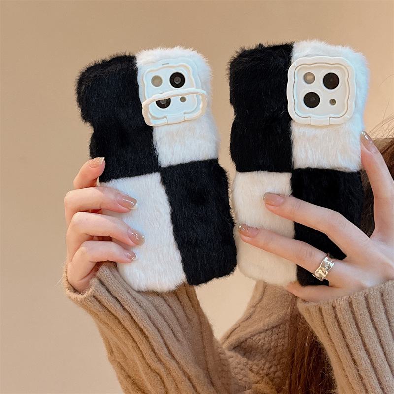 Black and white grid plush case for Apple 13Pro Max with anti-fall protection and invisible bracket. iPhone 11
Black and white grid plush case for Apple 13Pro Max with anti-fall protection and invisible bracket. iPhone 11