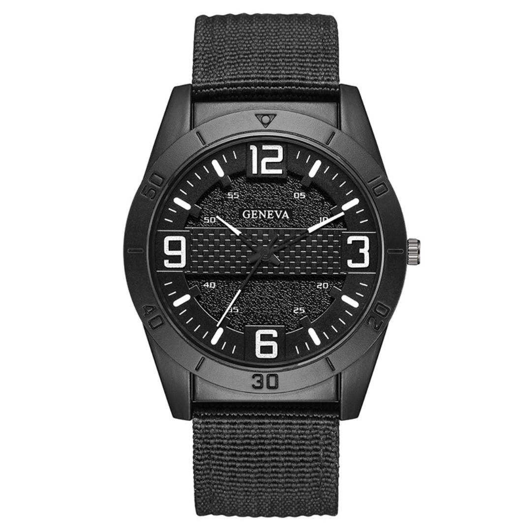 Стильные цифровые мужские часы с высококачественным механизмом, трехконтактным аналоговым дисплеем, простые часы, подходящие подарки для мужчин белый
Стильные цифровые мужские часы с высококачественным механизмом, трехконтактным аналоговым дисплеем, простые часы, подходящие подарки для мужчин белый