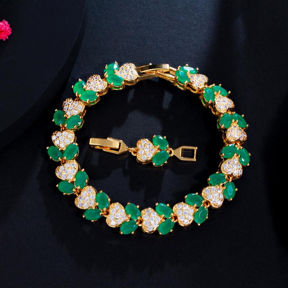 Pera Unusual Heart&Leaf Charm CZ Stone Dubai Gold Color Tennis Link Chain Bracelet Halloween Party Jewelry Gift for Women B231
Pera Unusual Heart&Leaf Charm CZ Stone Dubai Gold Color Tennis Link Chain Bracelet Halloween Party Jewelry Gift for Women B231
