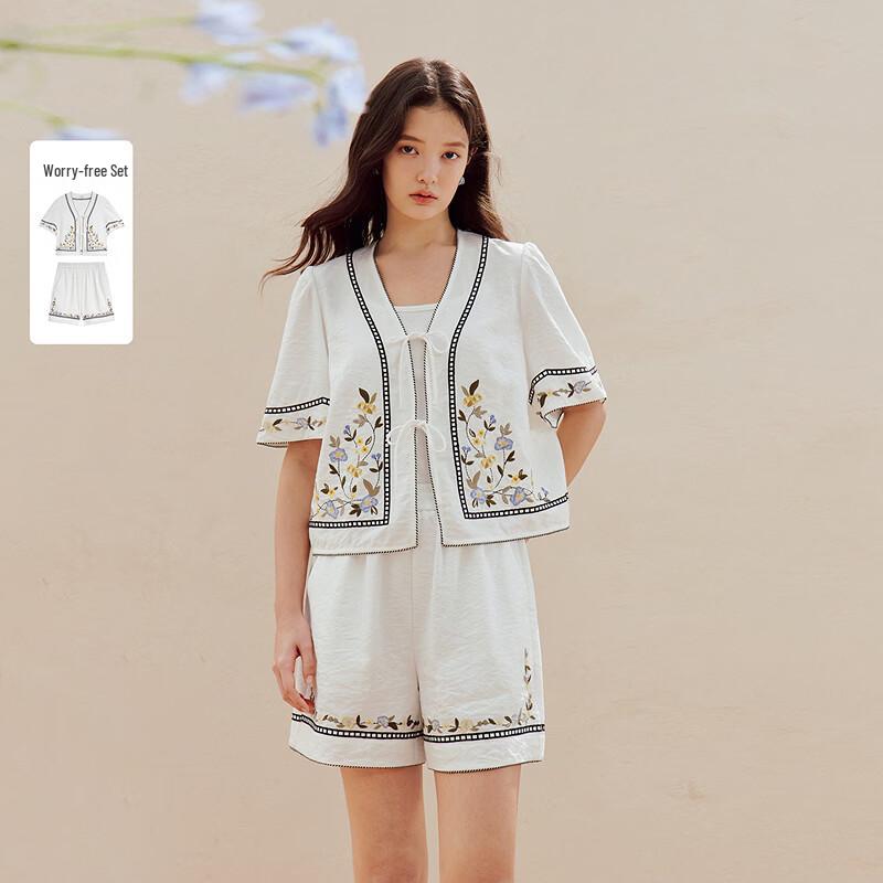 INMAN Bohemian Embroidered Shirt and Shorts Set L
INMAN Bohemian Embroidered Shirt and Shorts Set L
