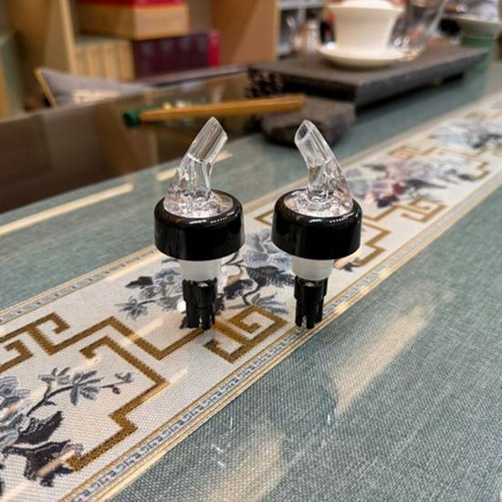 30ml Japanese Style Fixed-Volume Liquor Pourer with Black Tail and Red Whiskey Pourer, 2cl Small Cap
30ml Japanese Style Fixed-Volume Liquor Pourer with Black Tail and Red Whiskey Pourer, 2cl Small Cap