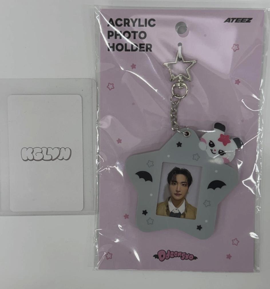 ATEEZ MIGHTEEZ WONDER ROOM Pop-Up Офіційні товари з персонажами Kpop Мерч
ATEEZ MIGHTEEZ WONDER ROOM Pop-Up Офіційні товари з персонажами Kpop Мерч