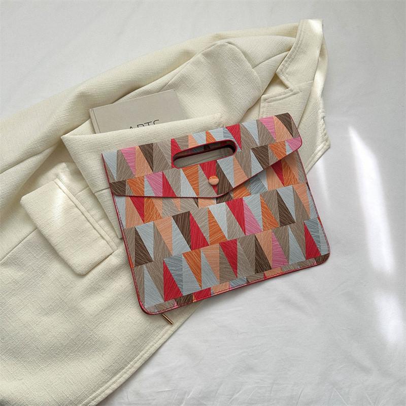 Vintage Fashionable Minimalist Tote Bag Spacious Stylish Handheld Purse For Women Summer Essentials червоний
Vintage Fashionable Minimalist Tote Bag Spacious Stylish Handheld Purse For Women Summer Essentials червоний