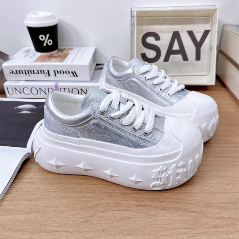 Soft leather big head muffin thick-soled little white shoes women s casual board shoes versatile letter printing small man height-increasing 35 серебряный
Soft leather big head muffin thick-soled little white shoes women s casual board shoes versatile letter printing small man height-increasing 35 серебряный