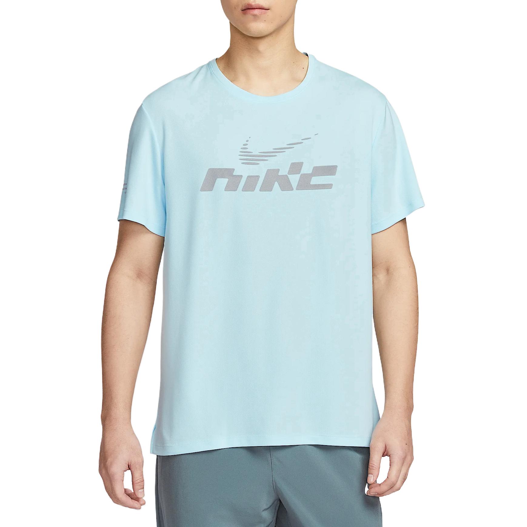 Nike Miler Flash Fashion Удобная, приятная к коже, трендовая однотонная футболка с коротким рукавом, мужские топы, ледниково-голубой IB4128-474 L
Nike Miler Flash Fashion Удобная, приятная к коже, трендовая однотонная футболка с коротким рукавом, мужские топы, ледниково-голубой IB4128-474 L