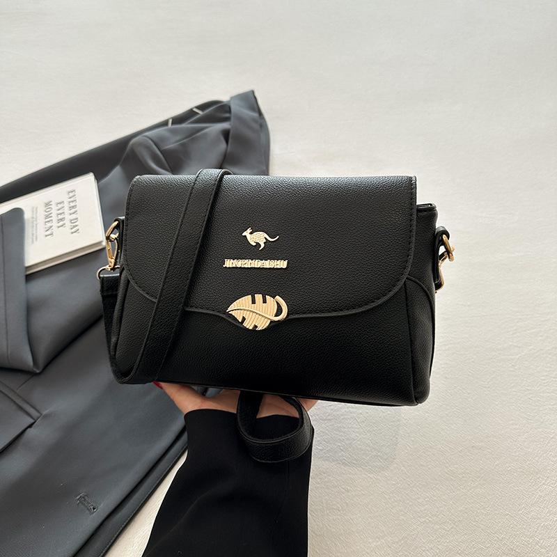 Женская модная сумка кроссбоди 2025: Универсальная наплечная сумка из мягкой кожи для мам среднего возраста
Женская модная сумка кроссбоди 2025: Универсальная наплечная сумка из мягкой кожи для мам среднего возраста