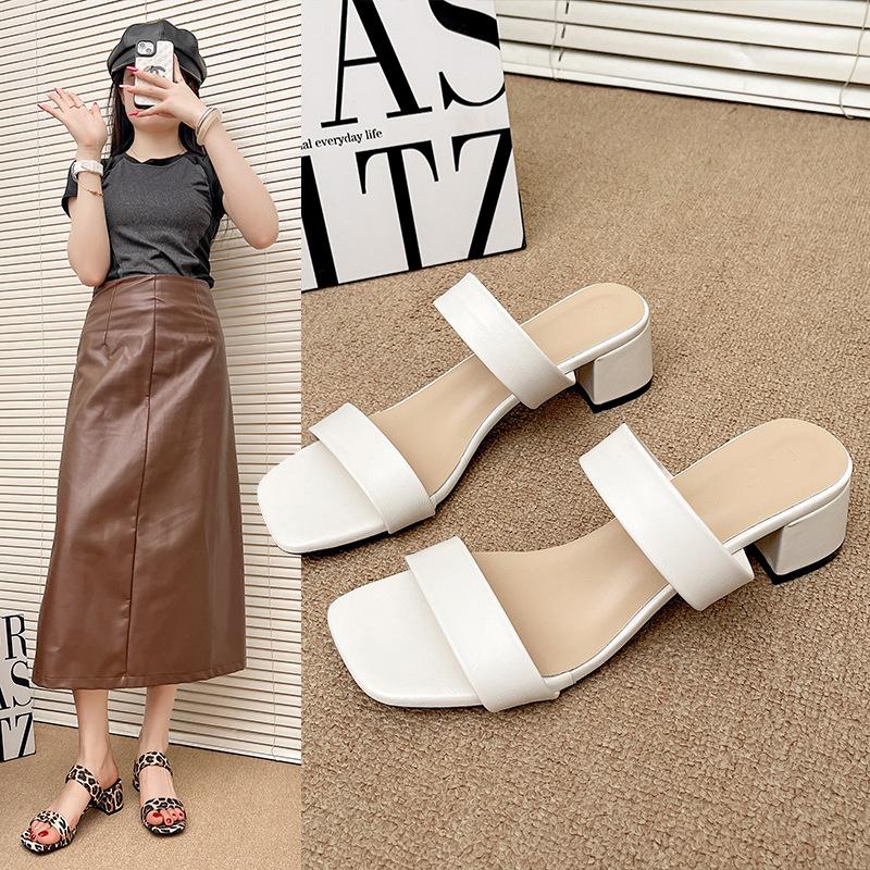 Sandals women s summer wear thick heels square toes cool slippers women s high heels women s large size 34 чёрный
Sandals women s summer wear thick heels square toes cool slippers women s high heels women s large size 34 чёрный