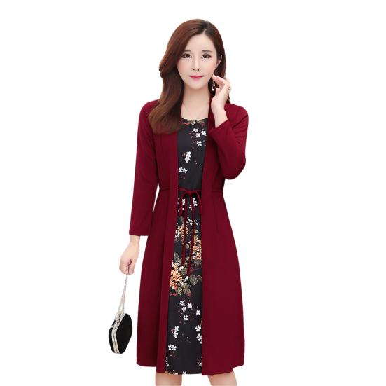 Элегантное платье с круглым вырезом и длинными рукавами на шнуровке на талии, кардиган с цветочным принтом, платье миди XL вино красного
Элегантное платье с круглым вырезом и длинными рукавами на шнуровке на талии, кардиган с цветочным принтом, платье миди XL вино красного