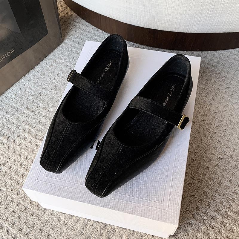 Cowhide version~ Square head shallow mouth one-word buckle with low heels single shoes 2025 new versatile spring and autumn retro Mary Jane shoes 40 чёрный
Cowhide version~ Square head shallow mouth one-word buckle with low heels single shoes 2025 new versatile spring and autumn retro Mary Jane shoes 40 чёрный