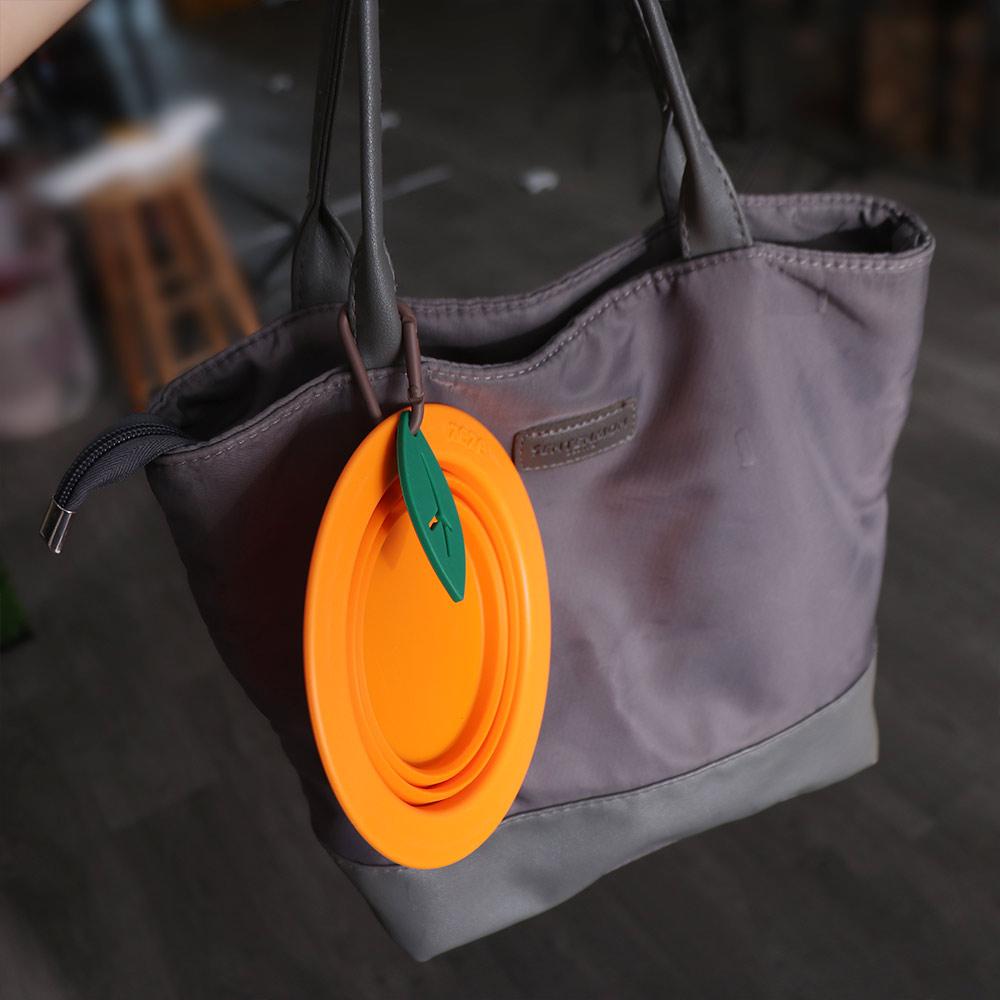 350ML Dog Collapsible Dishes with Carabiner Portable Cat Bowl Convenient Pet Folding Bowl Outdoor Style 1
350ML Dog Collapsible Dishes with Carabiner Portable Cat Bowl Convenient Pet Folding Bowl Outdoor Style 1