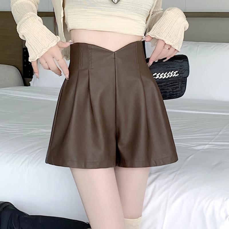 2024 High Waist PU Leather A-line Shorts - Women s Fashion Slimming Wide-Leg Design for Autumn/Winter XL чёрный
2024 High Waist PU Leather A-line Shorts - Women s Fashion Slimming Wide-Leg Design for Autumn/Winter XL чёрный