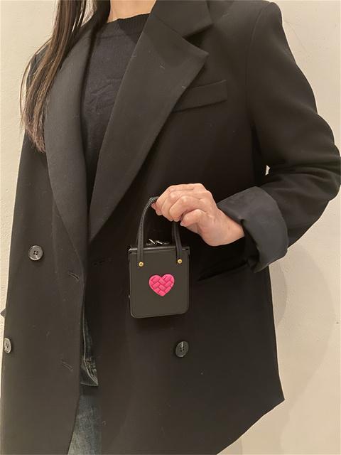 Кожаный ремешок через плечо с плетением Love Heart, черный портативный чехол для Samsung Galaxy Z Flip 3 5g Z Flip3 Flip4 Zflip3 Zflip4, чехол for Z Flip 4
Кожаный ремешок через плечо с плетением Love Heart, черный портативный чехол для Samsung Galaxy Z Flip 3 5g Z Flip3 Flip4 Zflip3 Zflip4, чехол for Z Flip 4