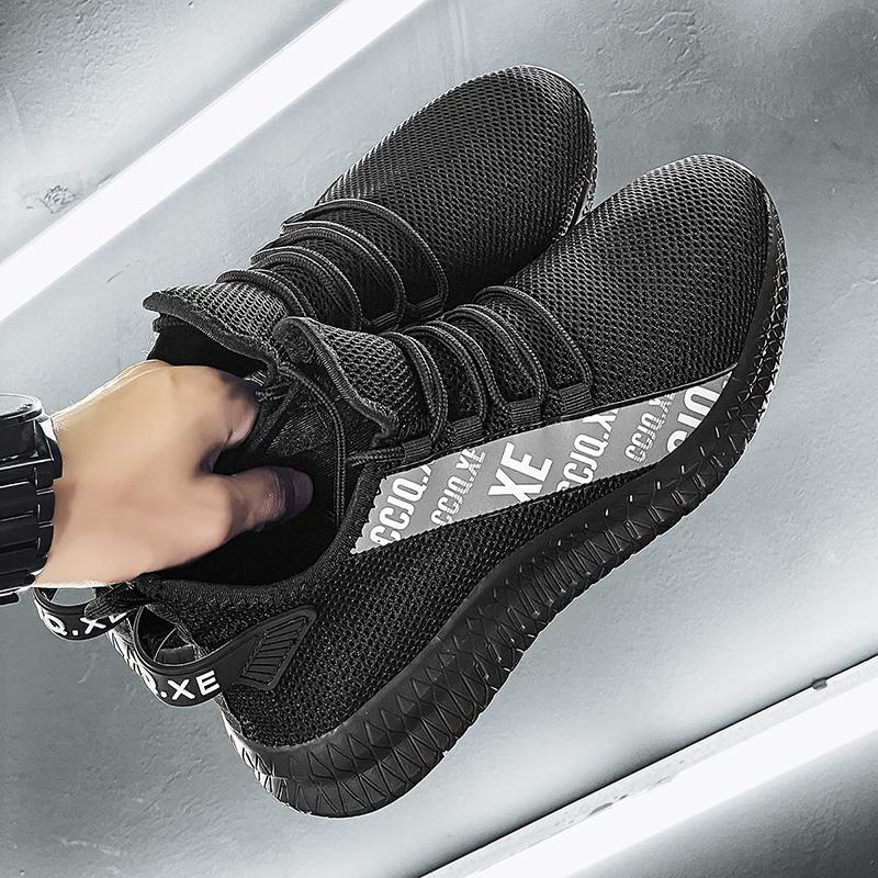 MAEDEF New Men s High Quality Lightweight Running Shoes Classical Mesh Breathable Casuals Shoes Fashion Anti-slip Soft Sneakers 39 чорний
MAEDEF New Men s High Quality Lightweight Running Shoes Classical Mesh Breathable Casuals Shoes Fashion Anti-slip Soft Sneakers 39 чорний