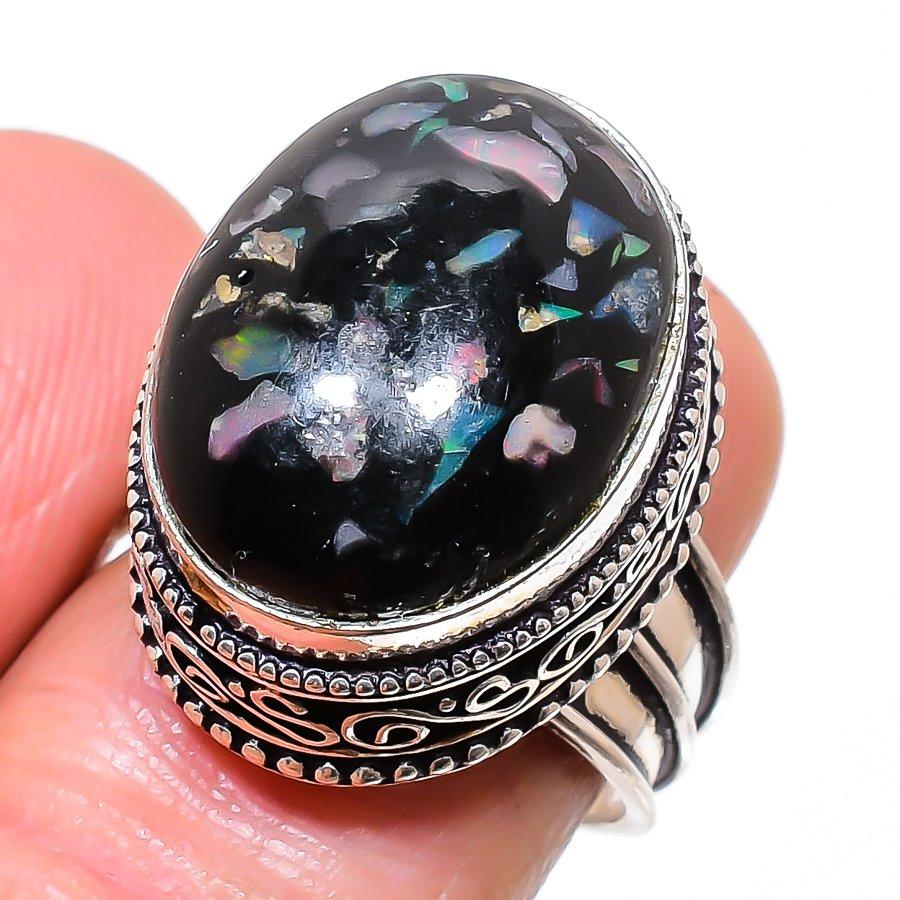 Natural Black Ethiopian Opal Gemstone 925 Sterling Silver Jewelry Ring Size 7.5 B6H36
Natural Black Ethiopian Opal Gemstone 925 Sterling Silver Jewelry Ring Size 7.5 B6H36