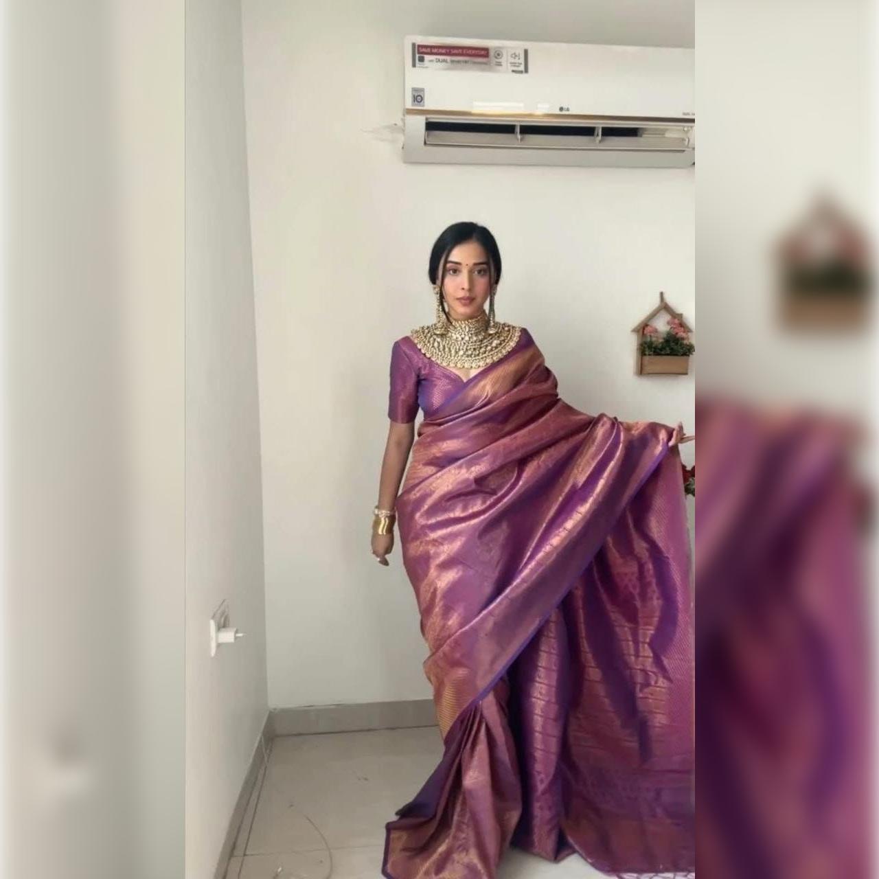 Красивое и быстрое сари, которое можно надеть всего за минуту
Красивое и быстрое сари, которое можно надеть всего за минуту