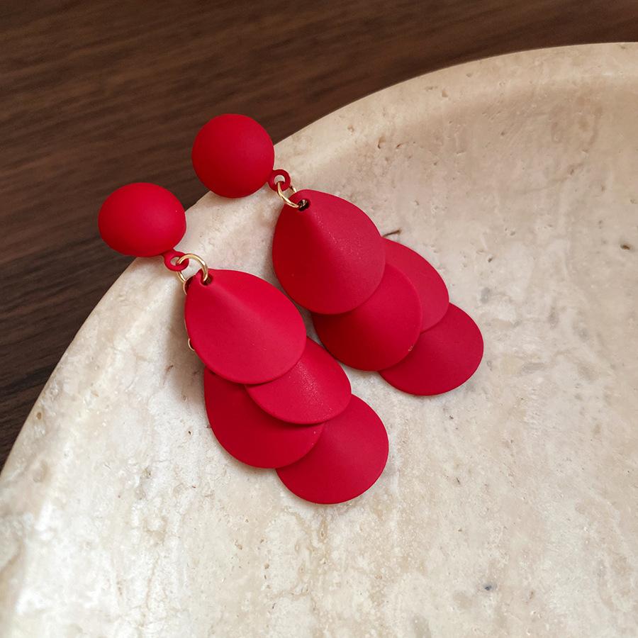 Silver needle spray paint round fringed earrings fashionable and simple versatile commuter temperament earrings light luxury high-end earrings women
Silver needle spray paint round fringed earrings fashionable and simple versatile commuter temperament earrings light luxury high-end earrings women