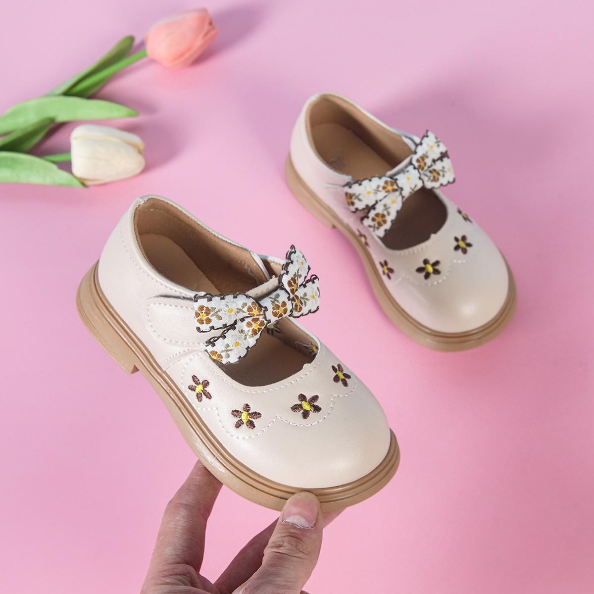 Girls Princess Shoes Spring and Autumn New Children s Leather Shoes with Bowknot Embroidery Versatile Baby Shoes for Young Children 23Inner Length14.5cm бежевый
Girls Princess Shoes Spring and Autumn New Children s Leather Shoes with Bowknot Embroidery Versatile Baby Shoes for Young Children 23Inner Length14.5cm бежевый