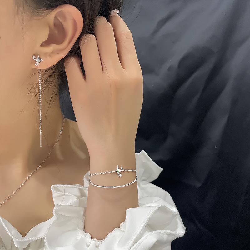 Серебряный браслет S925, двухслойный браслет с четырехконечной звездой, новый браслет со звездой из циркона
Серебряный браслет S925, двухслойный браслет с четырехконечной звездой, новый браслет со звездой из циркона