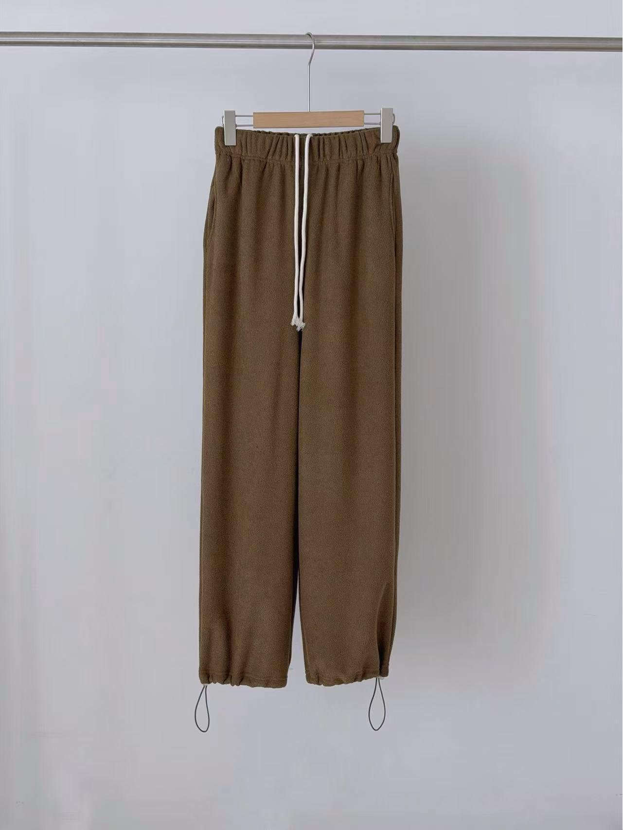 Women s Korean Two-Way Seven-Color Cloud Sweatpants - Loose Fit, Solid Color, Versatile Casual Straight Pants for Early Spring Medium
Women s Korean Two-Way Seven-Color Cloud Sweatpants - Loose Fit, Solid Color, Versatile Casual Straight Pants for Early Spring Medium