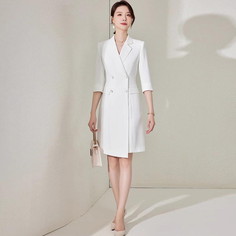 Spring/Summer White Double-Breasted Midi Dress with Suit Collar and Formal Workwear Elegance Extra Extra Large
Spring/Summer White Double-Breasted Midi Dress with Suit Collar and Formal Workwear Elegance Extra Extra Large