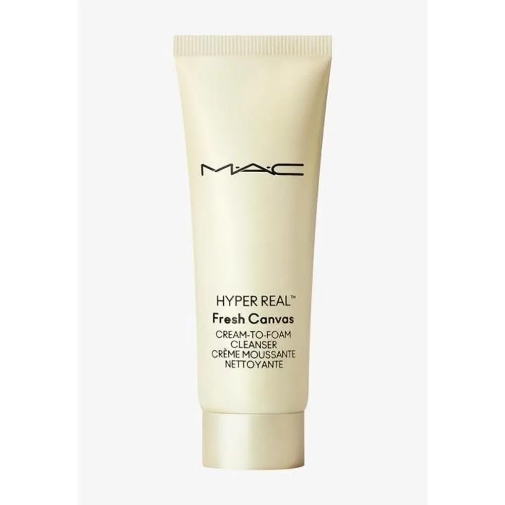MAC Hyper Real Fresh Canvas Cream to Foam Cleanser 30ml
MAC Hyper Real Fresh Canvas Cream to Foam Cleanser 30ml