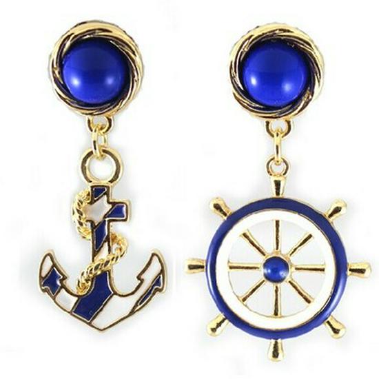 Shi Jie European & Korean-Style Navy Anchor & Rudder Pendant Earrings in Blue & White синій
Shi Jie European & Korean-Style Navy Anchor & Rudder Pendant Earrings in Blue & White синій