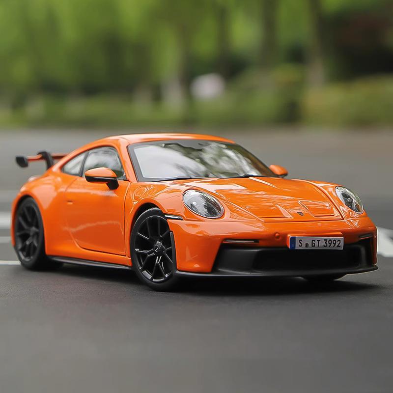 WELLY 1:24 Porsche 911 GT3 RS Blue Car Alloy Car Model Simulation Car Decoration Collection Gift Toy Die Casting Model Boy Toy
WELLY 1:24 Porsche 911 GT3 RS Blue Car Alloy Car Model Simulation Car Decoration Collection Gift Toy Die Casting Model Boy Toy