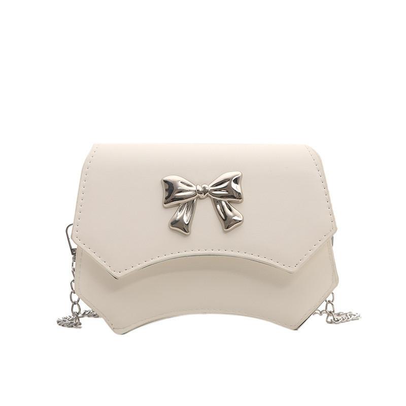 Chic Street Style Butterfly Bow Women s Bag 2024 Summer New Solid Color Shoulder Bag Simple Crossbody Bag Casual Small Square Bag белый
Chic Street Style Butterfly Bow Women s Bag 2024 Summer New Solid Color Shoulder Bag Simple Crossbody Bag Casual Small Square Bag белый