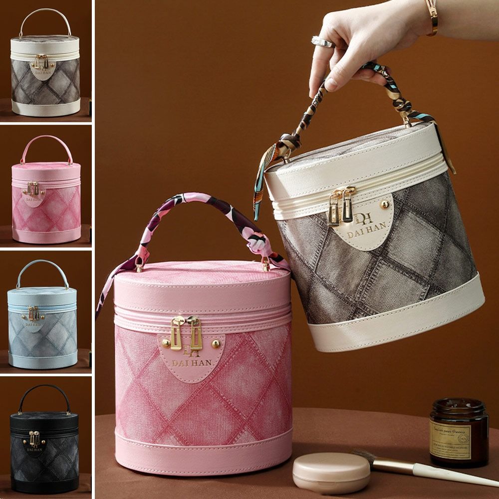 Multi-functional Makeup Bag Large Capacity Handbag Fashion Cosmetic Bag Women Girls S чорний
Multi-functional Makeup Bag Large Capacity Handbag Fashion Cosmetic Bag Women Girls S чорний