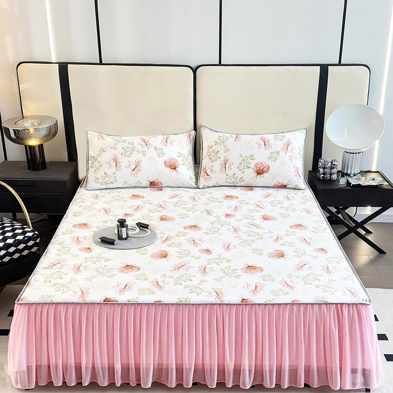 Home summer washed ice silk bed skirt bedspread princess style ice cool bed sheet non-slip three-piece set machine washable bedding 120x200cm
Home summer washed ice silk bed skirt bedspread princess style ice cool bed sheet non-slip three-piece set machine washable bedding 120x200cm