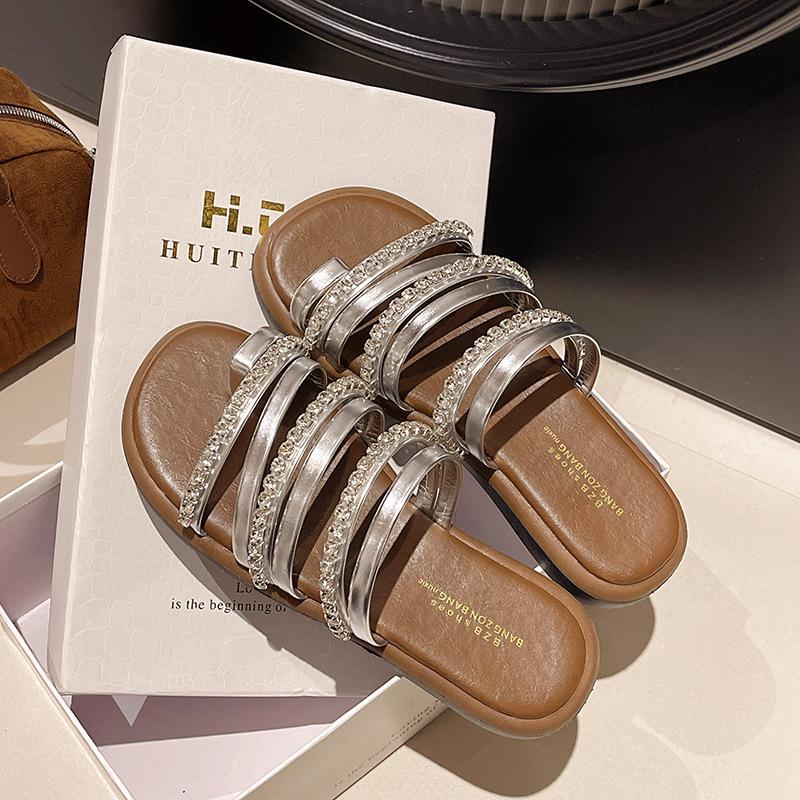 Rhinestone black fashion sandals women s 2025 summer new thick-soled versatile fashion flat-soled cool slippers 40
Rhinestone black fashion sandals women s 2025 summer new thick-soled versatile fashion flat-soled cool slippers 40