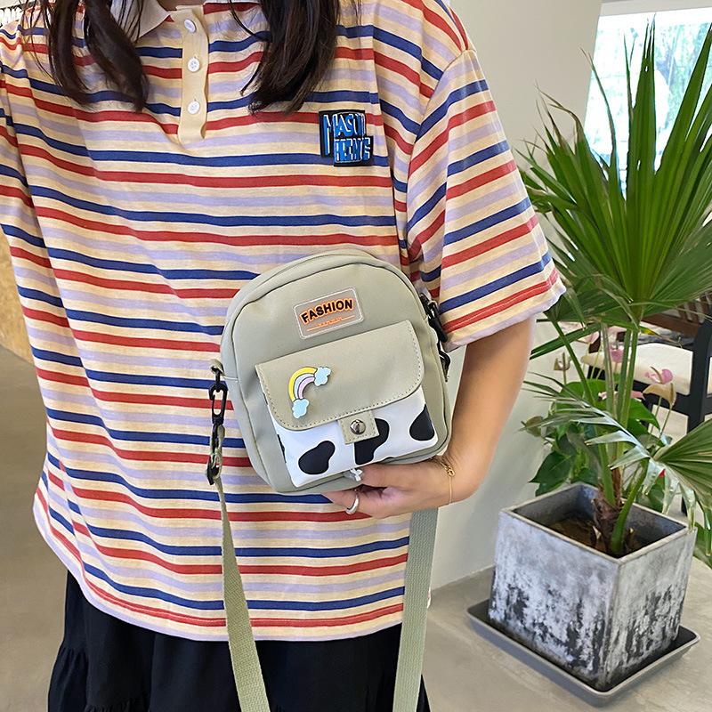Fashion shoulder bag small bag women s bag 2025 new trendy cute badge simple large capacity backpack рожевий
Fashion shoulder bag small bag women s bag 2025 new trendy cute badge simple large capacity backpack рожевий