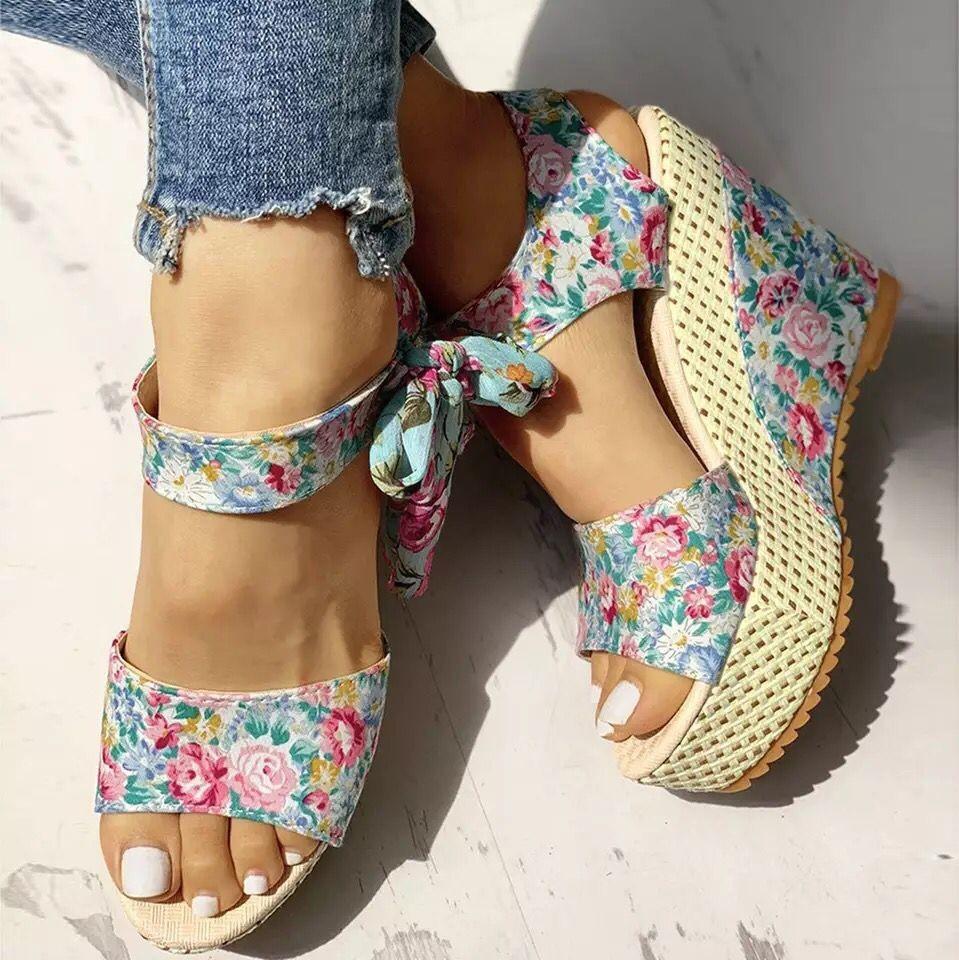 New wedge heel fish mouth women s sandals high heel sandals lace-up waterproof platform platform sandals 40
New wedge heel fish mouth women s sandals high heel sandals lace-up waterproof platform platform sandals 40
