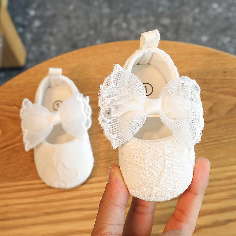 Cute Cotton Flower Embroidery Princess Baby Moccasins Bow Fringe Rubber Sole Soft Footwear For Infant Girls 0-18M 0-6 Months
Cute Cotton Flower Embroidery Princess Baby Moccasins Bow Fringe Rubber Sole Soft Footwear For Infant Girls 0-18M 0-6 Months