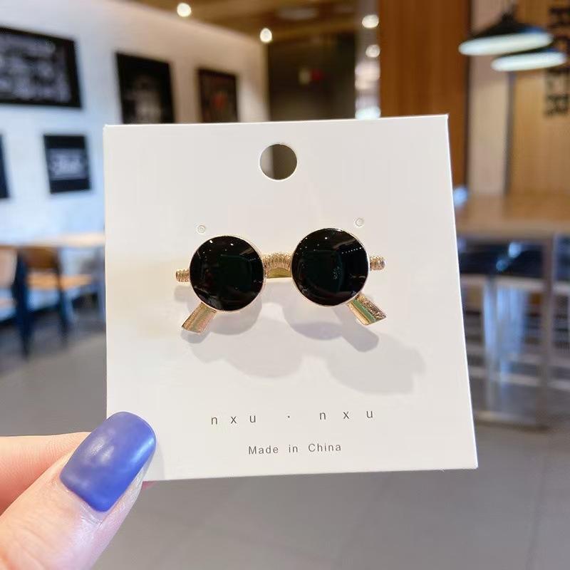 Cool Glasses Brooches Korean Fashion Men s Suit Shirt Collar Pins Female Sweater Corsage Badge Jewelry Accessories чёрный
Cool Glasses Brooches Korean Fashion Men s Suit Shirt Collar Pins Female Sweater Corsage Badge Jewelry Accessories чёрный