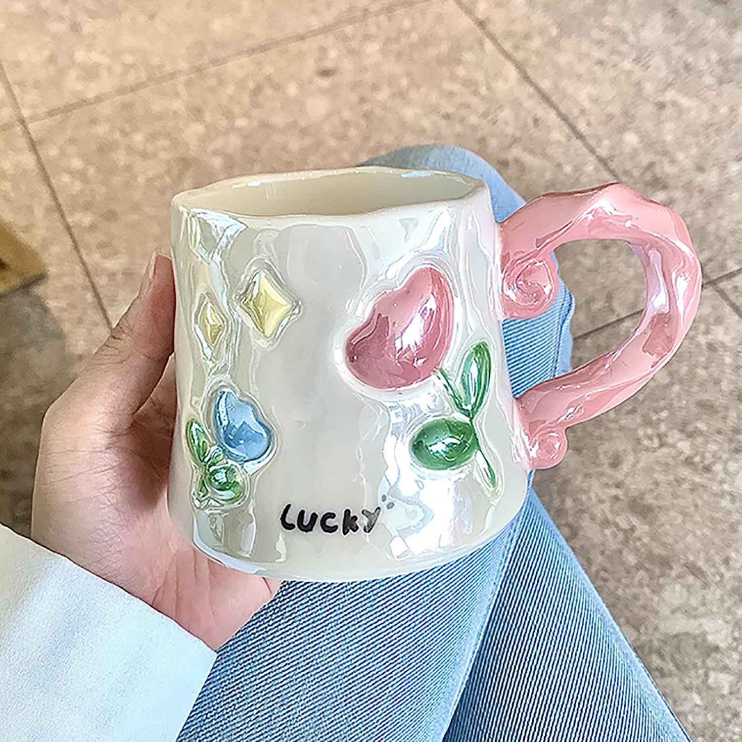 Girls heart mug high value ins wind cup ceramic water cup girls home office coffee flower tea cup 400ml
Girls heart mug high value ins wind cup ceramic water cup girls home office coffee flower tea cup 400ml