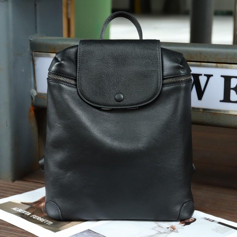 Large-capacity Leather Women s Backpack Casual Travel Trend Length 26 width 13 height 30cm чорний
Large-capacity Leather Women s Backpack Casual Travel Trend Length 26 width 13 height 30cm чорний