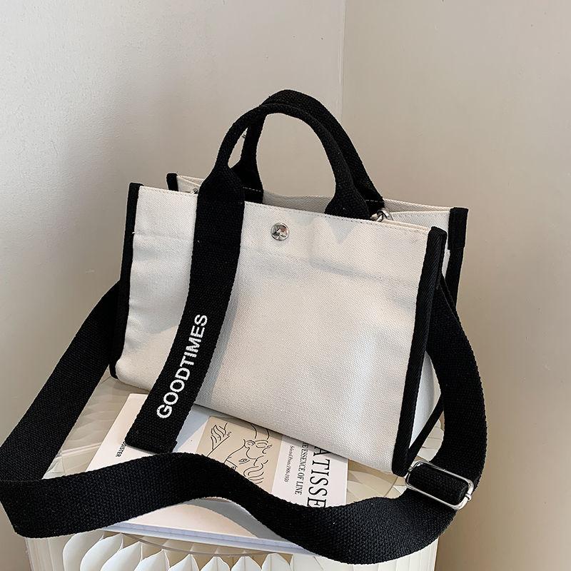 High-Quality Texture Zebra Pattern Women One-Shoulder Crossbody Handbag New Large-Capacity Brand Canvas Wild Western Style
High-Quality Texture Zebra Pattern Women One-Shoulder Crossbody Handbag New Large-Capacity Brand Canvas Wild Western Style