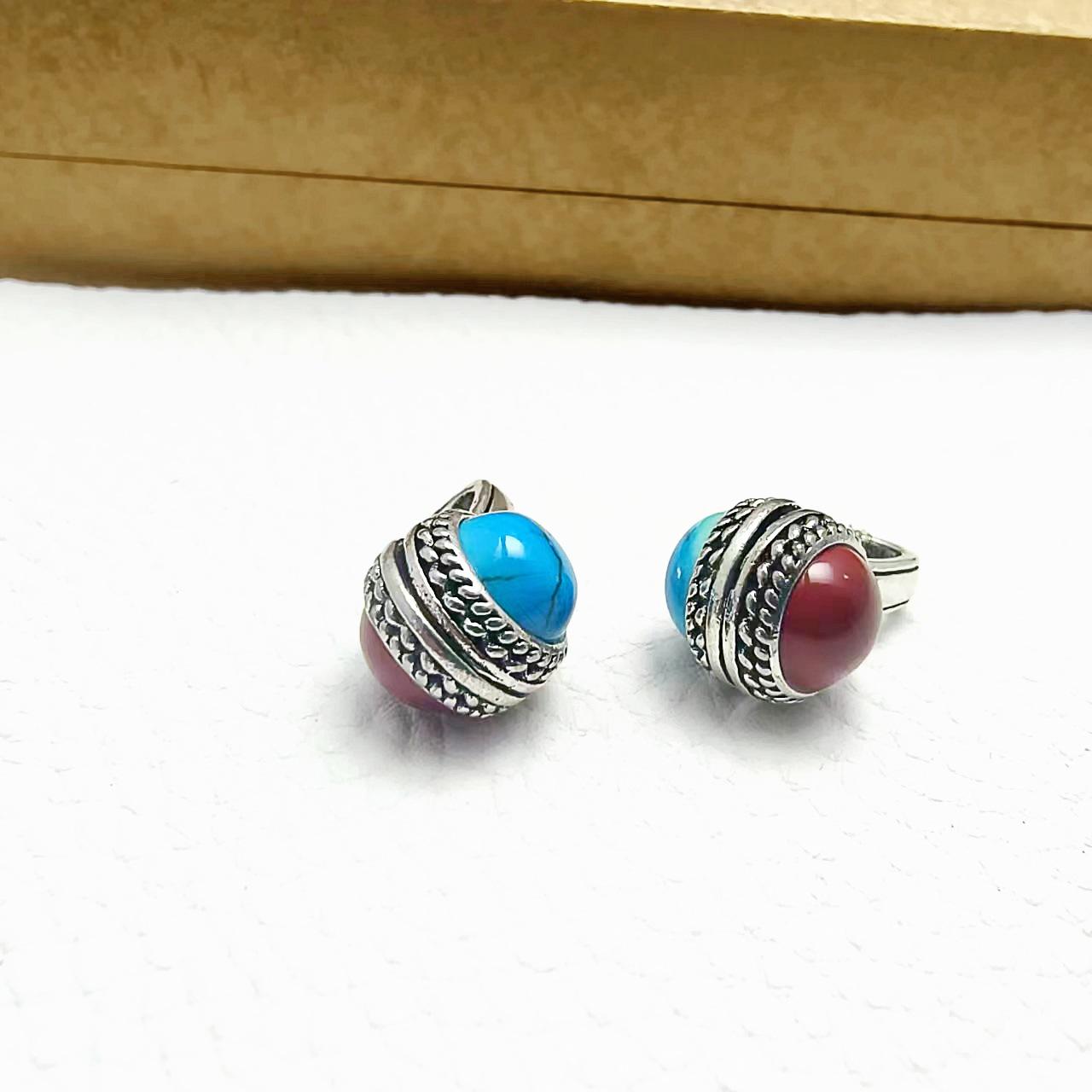 Тибетские буддийские бусины своими руками: Латунный посеребренный зажим с бирюзовой инкрустацией
Тибетские буддийские бусины своими руками: Латунный посеребренный зажим с бирюзовой инкрустацией