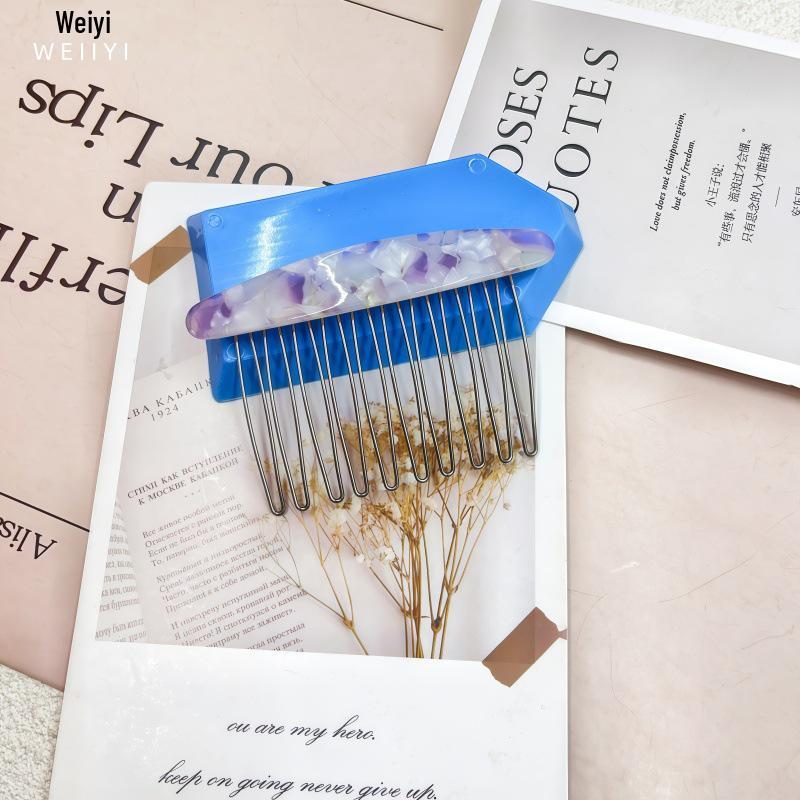 High-End Acetate Bangs Insert Comb - Flyaway Tamer & Reverse Insert Hair Accessory
High-End Acetate Bangs Insert Comb - Flyaway Tamer & Reverse Insert Hair Accessory