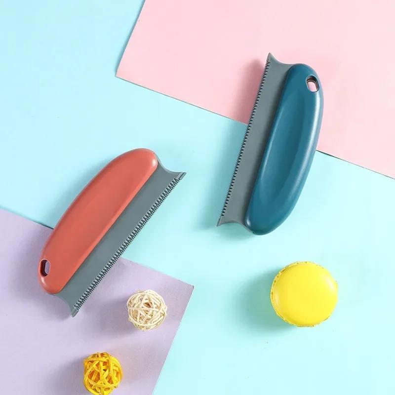 1pc Pet Hair Remover Brush Pet Hair Detailer With Handle Cat And Dog Hair Lint Remover For Cleaning Cars Carpet Sofa Clothes Bed синій
1pc Pet Hair Remover Brush Pet Hair Detailer With Handle Cat And Dog Hair Lint Remover For Cleaning Cars Carpet Sofa Clothes Bed синій