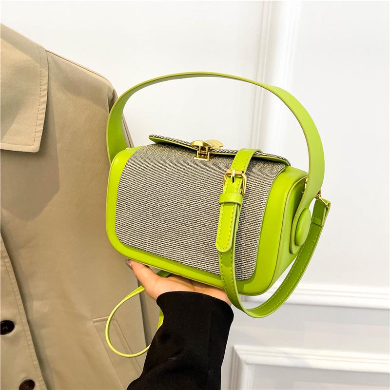 Minimalist Color Block Shoulder Bag - New Arrival Versatile Crossbody for Work or Commute зелёный
Minimalist Color Block Shoulder Bag - New Arrival Versatile Crossbody for Work or Commute зелёный