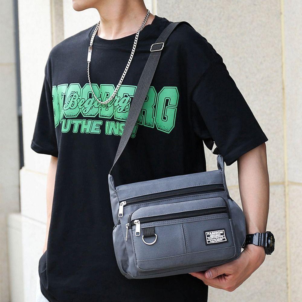 Multi-pockets Men s Shoulder Bag Large Capacity Oxford Cloth Bag Casual Men s Business Bag Handbag чорний
Multi-pockets Men s Shoulder Bag Large Capacity Oxford Cloth Bag Casual Men s Business Bag Handbag чорний