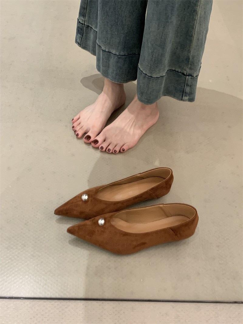 Pointed head shallow mouth bevel heel single shoes spring and autumn metal buckle suede late evening wind fairy low heel shoes 40 коричневий
Pointed head shallow mouth bevel heel single shoes spring and autumn metal buckle suede late evening wind fairy low heel shoes 40 коричневий