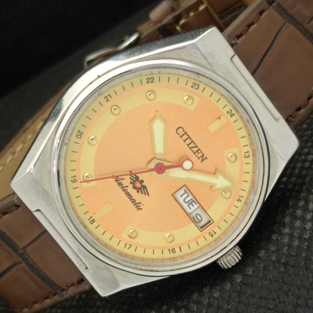 USED VINTAGE CITIZEN AUTOMATIC 8200 JAPAN MENS DAY/DATE WATCH 587a-a308393-2 SKU587a-a308393
USED VINTAGE CITIZEN AUTOMATIC 8200 JAPAN MENS DAY/DATE WATCH 587a-a308393-2 SKU587a-a308393