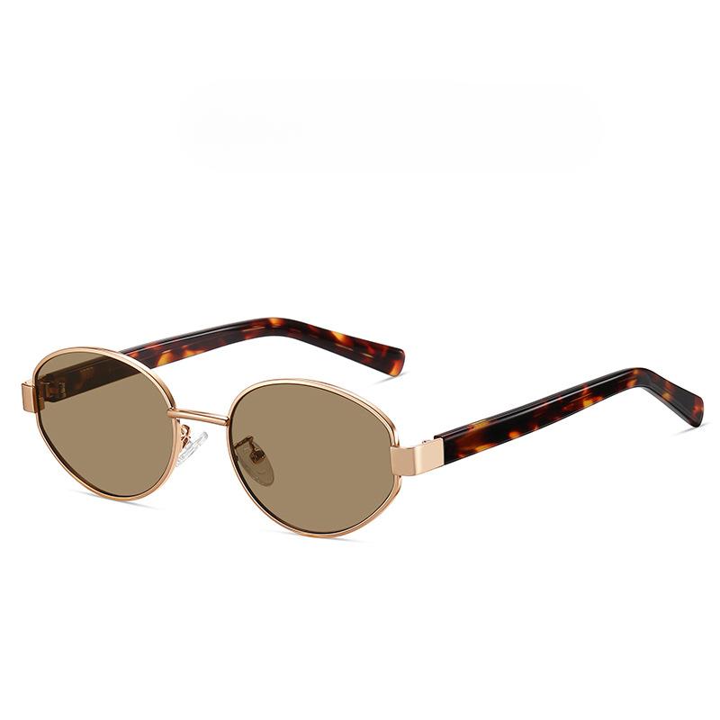 Корейские модные солнцезащитные очки. Женские модные нейлоновые солнцезащитные очки в небольшой оправе. Солнцезащитные очки с металлической оправой и пластиной на ножках. Одежда для уличной стрельбы.
Корейские модные солнцезащитные очки. Женские модные нейлоновые солнцезащитные очки в небольшой оправе. Солнцезащитные очки с металлической оправой и пластиной на ножках. Одежда для уличной стрельбы.