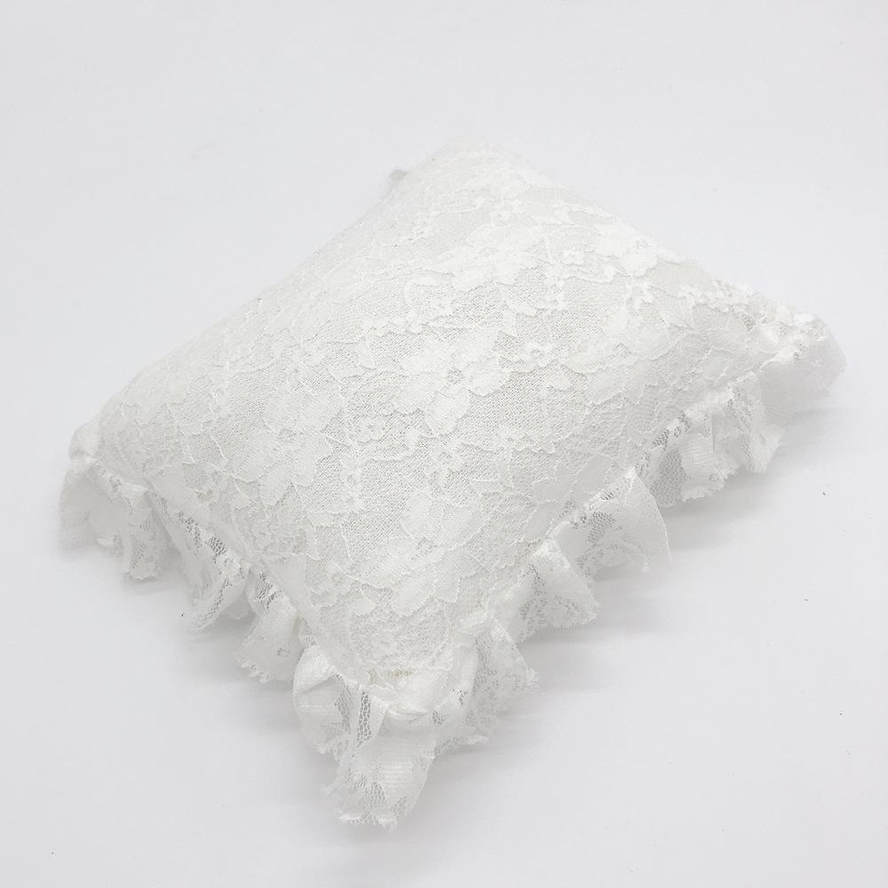 Photography Clothing Baby Photography Auxiliary Styling Prop Pad Newborn Handmade Lace Small Pillow білий
Photography Clothing Baby Photography Auxiliary Styling Prop Pad Newborn Handmade Lace Small Pillow білий